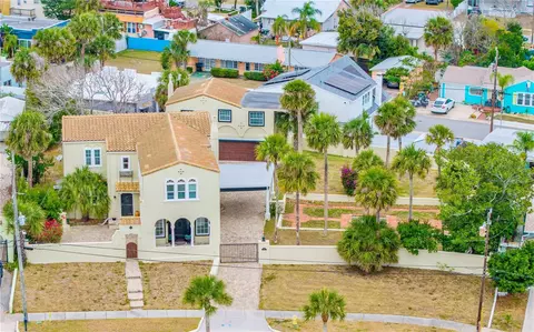 319 Wisteria Rd, Daytona Beach, FL 32118