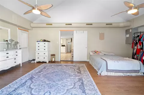 Bedroom - 3080 Ragis Rd, Edgewater, FL 32132 photo 9 of 10