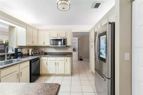 Kitchen - 3080 Ragis Rd, Edgewater, FL 32132 photo 6 of 8
