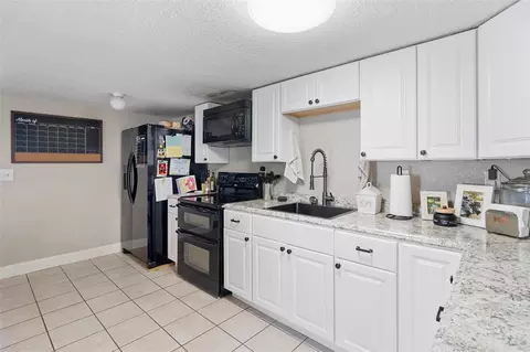 Kitchen - 3080 Ragis Rd, Edgewater, FL 32132 photo 8 of 8
