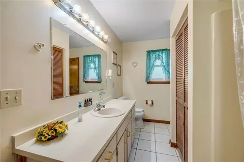 Bath - 2430 Unity Tree Dr, Edgewater, FL 32141 photo 2 of 2