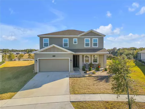5256 Red Coral Cir, Mount Dora, FL 32757