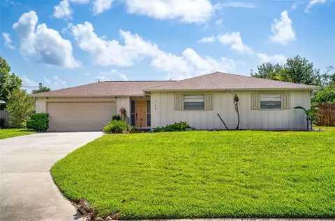 743 Knollview Blvd, Ormond Beach, FL 32174