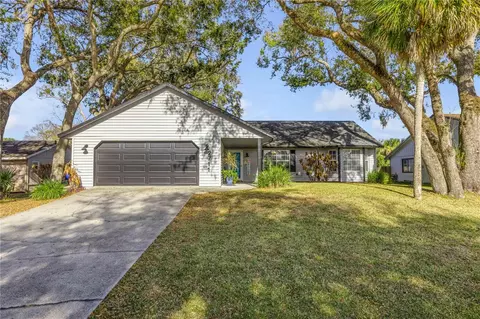 2711 Pine Tree Dr, Edgewater, FL 32141