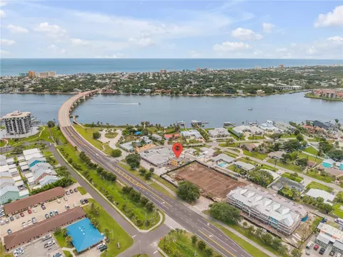 472 N N Cswy, New Smyrna Beach, FL 32169