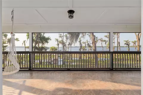 Exterior - 2499 SE 30th St, Melrose, FL 32666 photo 7 of 28
