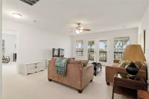 Living - 2499 SE 30th St, Melrose, FL 32666 photo 8 of 13