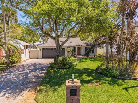 509 Yupon St, New Smyrna Beach, FL 32169