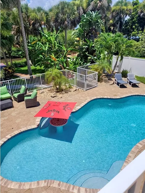 4508 Saxon Dr, New Smyrna Beach, FL 32169