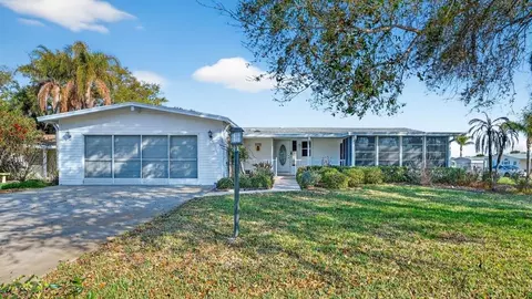 332 Marsh Landing Loop, Oak Hill, FL 32759