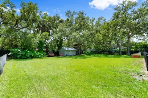 Exterior - 20 Putnam Ave, Ormond Beach, FL 32174 photo 8 of 14
