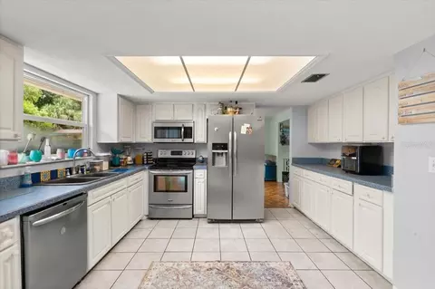 Kitchen - 20 Putnam Ave, Ormond Beach, FL 32174 photo 2 of 3
