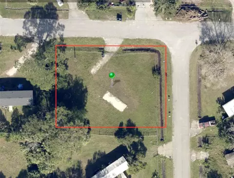 180 Mae St, Oak Hill, FL 32759