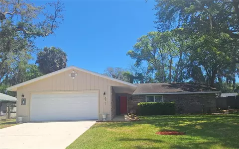 2707 Pine Tree Dr, Edgewater, FL 32141