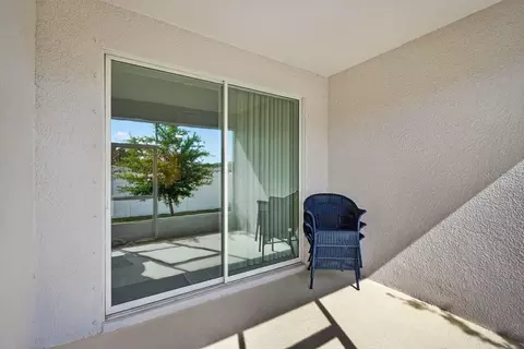 Exterior - 2607 Hoptree Ln, Edgewater, FL 32141 photo 7 of 9