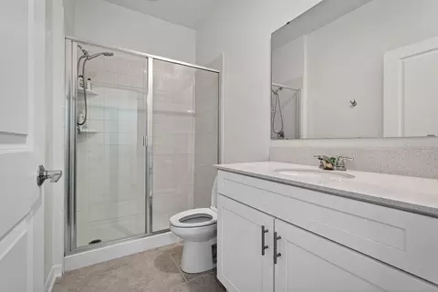 Bath - 2607 Hoptree Ln, Edgewater, FL 32141 photo 2 of 2
