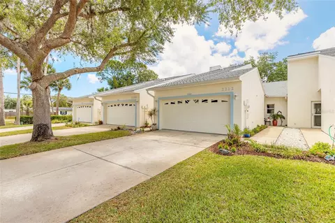2212 Deerwood Dr, New Smyrna Beach, FL 32168