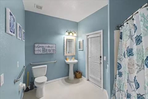 Bath - 1830 Orange Tree Dr, Edgewater, FL 32132 photo 1 of 2