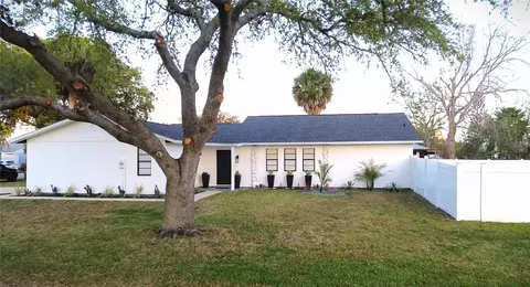 1 Cunningham Dr, New Smyrna Beach, FL 32168