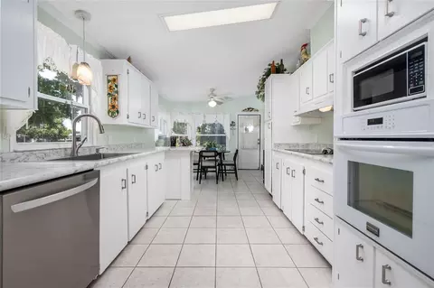 501 Topside Cir, Edgewater, FL 32141 photo 15