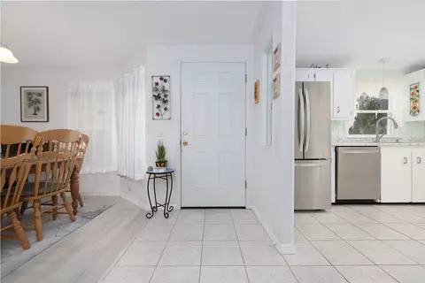 501 Topside Cir, Edgewater, FL 32141 photo 10
