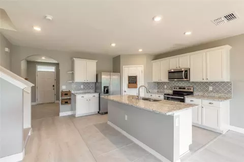 Kitchen - 319 Sunset View Dr, Edgewater, FL 32141 photo 3 of 5