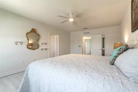 Bedroom - 319 Sunset View Dr, Edgewater, FL 32141 photo 2 of 11