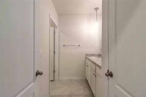 Entry Way - 319 Sunset View Dr, Edgewater, FL 32141 photo 6 of 7