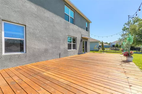 Exterior - 319 Sunset View Dr, Edgewater, FL 32141 photo 7 of 9
