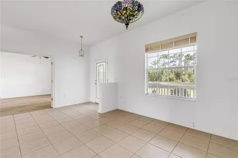 Living - 339 Mariners Gate Dr, Edgewater, FL 32141 photo 7 of 10