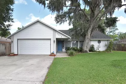 2213 Pine Tree Dr, Edgewater, FL 32141