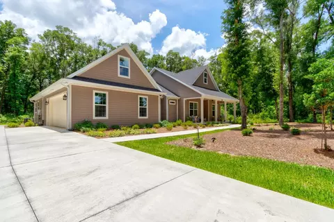 3504 Dunstable Dr, Deland, FL 32720
