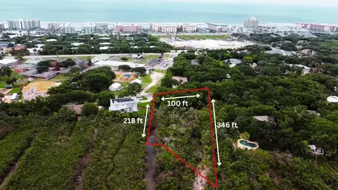 4168 Saxon Dr, New Smyrna Beach, FL 32169