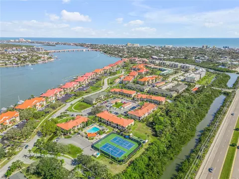 468 Bouchelle Dr #325, New Smyrna Beach, FL 32169