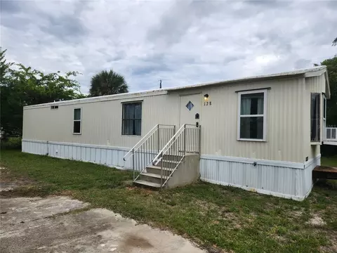 128 Center St, Oak Hill, FL 32759