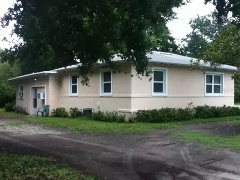 486 Oak St, New Smyrna Beach, FL 32168