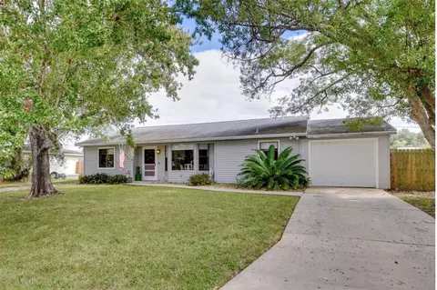 2737 Fern Palm Dr, Edgewater, FL 32141
