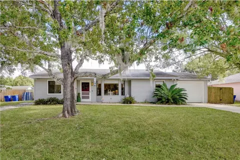 2737 Fern Palm Dr, Edgewater, FL 32141