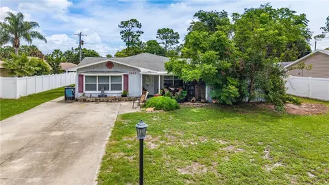 1945 Fern Palm Dr, Edgewater, FL 32141