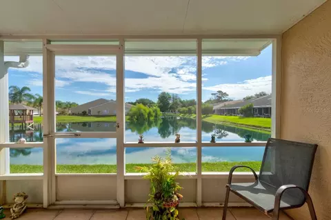 2246 Hawks Cove Cir, New Smyrna Beach, FL 32168