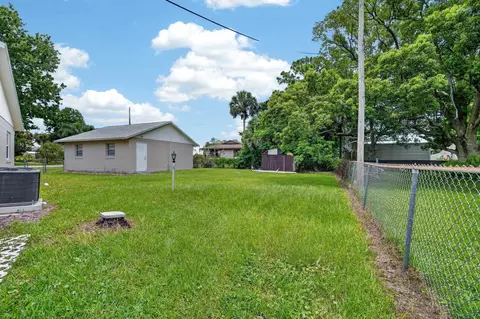Exterior - 2205 Juniper Dr, Edgewater, FL 32141 photo 8 of 8