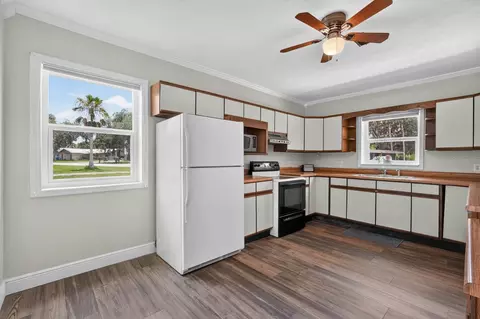 Kitchen - 2205 Juniper Dr, Edgewater, FL 32141 photo 1 of 2