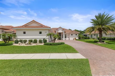 2820 S Asciano Ct, New Smyrna Beach, FL 32168