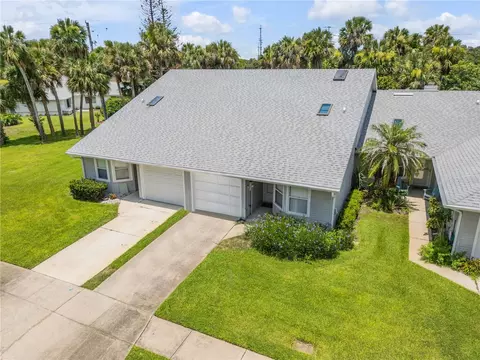 937 Meadow View Dr #B, Port Orange, FL 32127