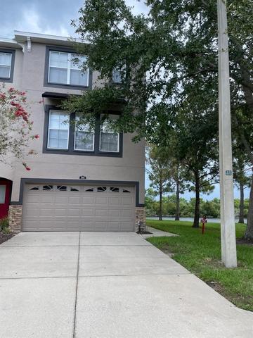 2401 Lexington Oak Dr, Brandon, FL 33511