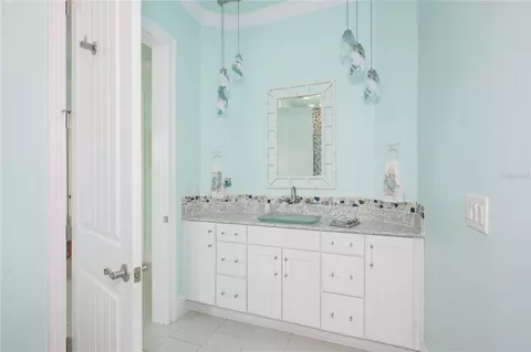 Bath - 1025 Sudbury Ln, Ormond Beach, FL 32174 photo 5 of 9