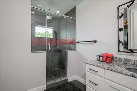 Bath - 1025 Sudbury Ln, Ormond Beach, FL 32174 photo 9 of 9