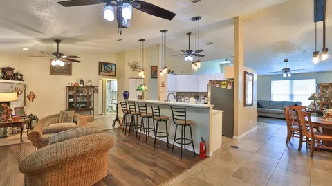 Entry Way - 2773 Date Palm Dr, Edgewater, FL 32141 photo 2 of 3