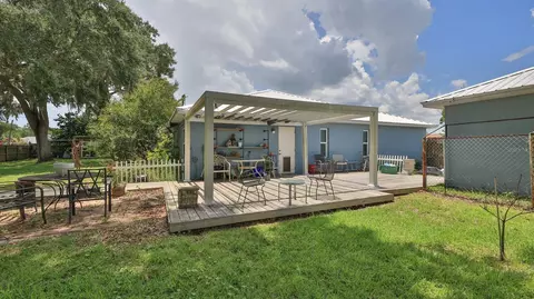Exterior - 2773 Date Palm Dr, Edgewater, FL 32141 photo 6 of 9