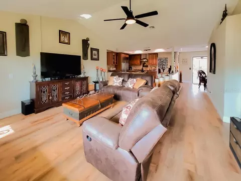Living - 18 Riverfront Dr, Venice, FL 34293 photo 3 of 3